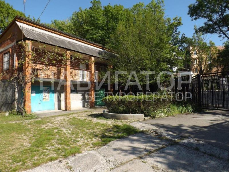ЛУКОМОРЬЕ - база отдыха в Небуг ЛУКОМОРЬЕ - база отдыха в Небуг