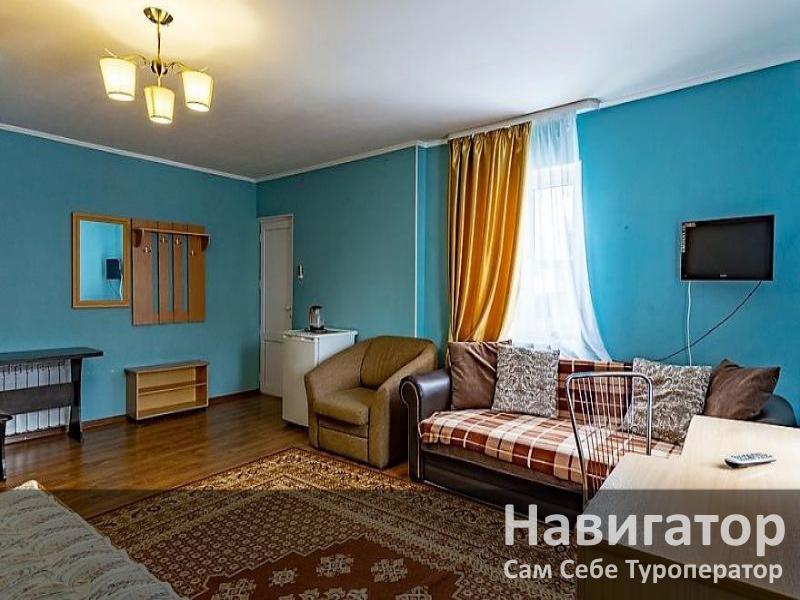 ЮЖНЫЙ - гостевой дом в Геленджик (Толстый мыс) ЮЖНЫЙ - гостевой дом в Геленджик (Толстый мыс)