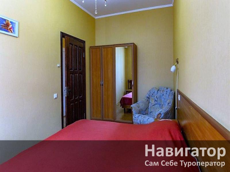 ЮЖНЫЙ - гостевой дом в Геленджик (Толстый мыс) ЮЖНЫЙ - гостевой дом в Геленджик (Толстый мыс)