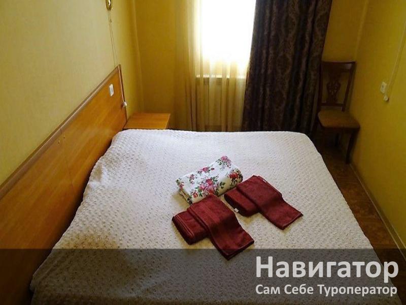 ЮЖНЫЙ - гостевой дом в Геленджик (Толстый мыс) ЮЖНЫЙ - гостевой дом в Геленджик (Толстый мыс)