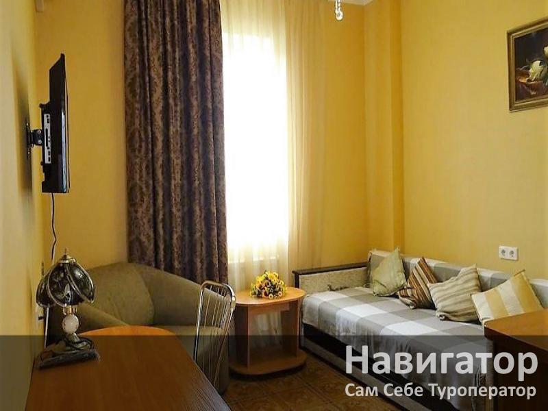 ЮЖНЫЙ - гостевой дом в Геленджик (Толстый мыс) ЮЖНЫЙ - гостевой дом в Геленджик (Толстый мыс)