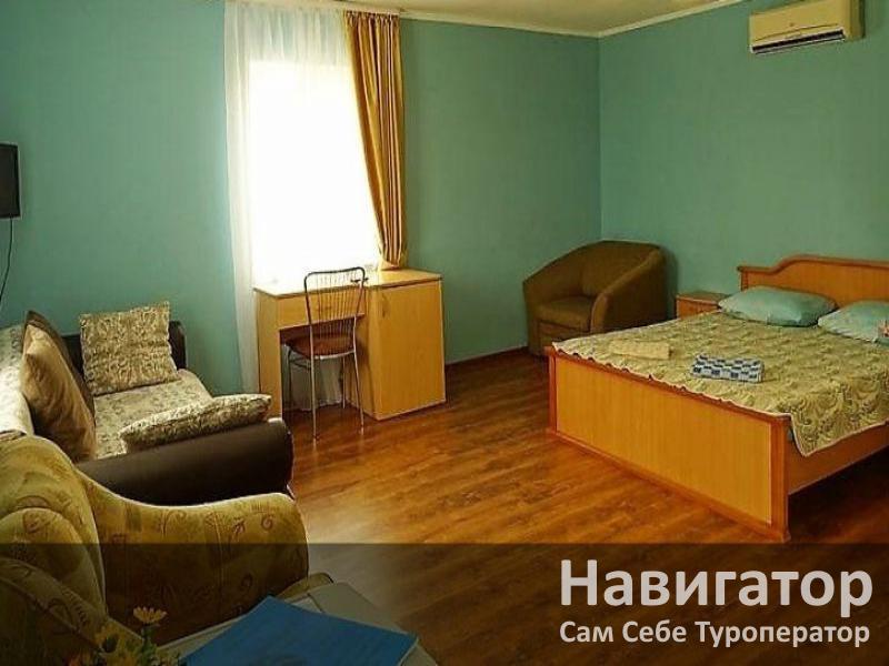 ЮЖНЫЙ - гостевой дом в Геленджик (Толстый мыс) ЮЖНЫЙ - гостевой дом в Геленджик (Толстый мыс)