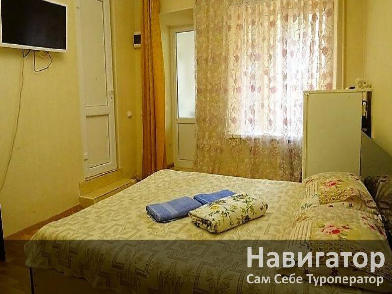 ЮЖНЫЙ - гостевой дом в Геленджик (Толстый мыс) ЮЖНЫЙ - гостевой дом в Геленджик (Толстый мыс)