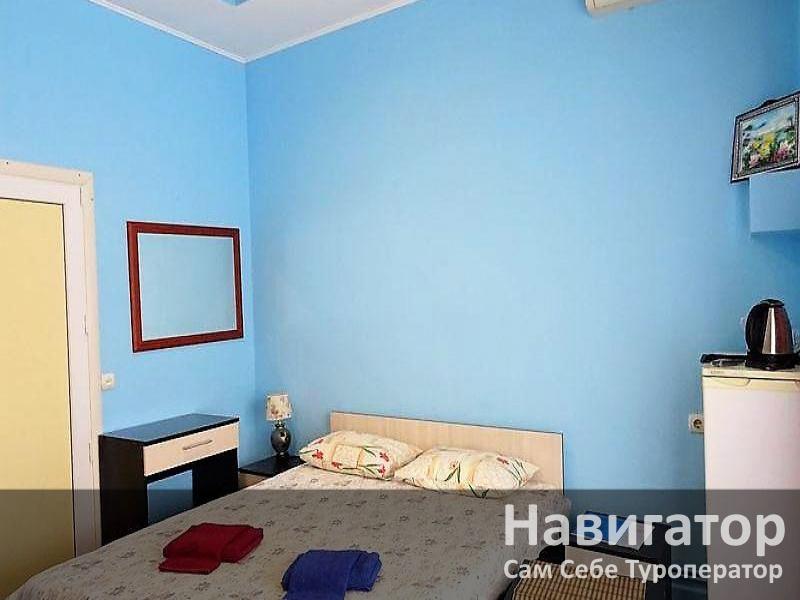 ЮЖНЫЙ - гостевой дом в Геленджик (Толстый мыс) ЮЖНЫЙ - гостевой дом в Геленджик (Толстый мыс)