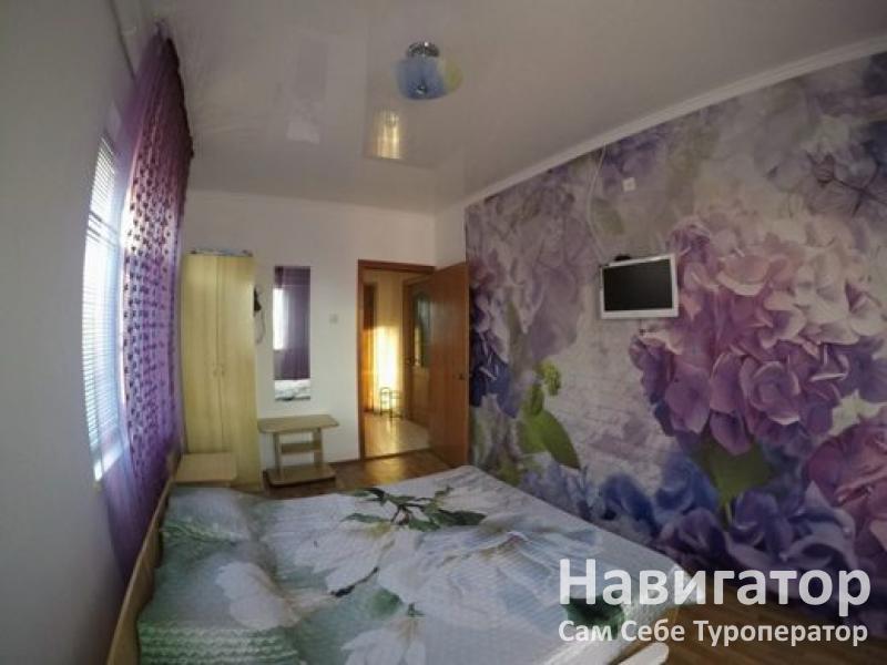 У ВАЛЕНТИНЫ - гостевой дом в Геленджик (Тонкий мыс)