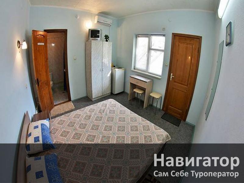 МОРСКОЙ БРИЗ - гостевой дом в Геленджик (Толстый мыс) МОРСКОЙ БРИЗ - гостевой дом в Геленджик (Толстый мыс)