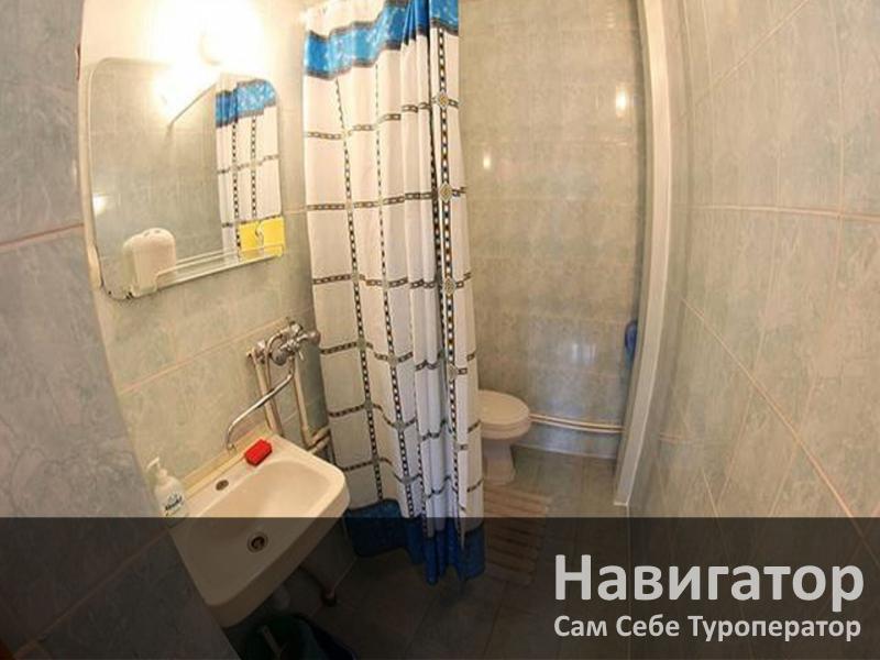 МОРСКОЙ БРИЗ - гостевой дом в Геленджик (Толстый мыс) МОРСКОЙ БРИЗ - гостевой дом в Геленджик (Толстый мыс)