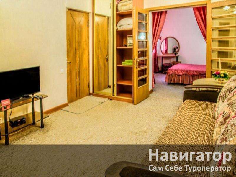 ЛАЗУРНЫЙ - отель в Геленджик центр