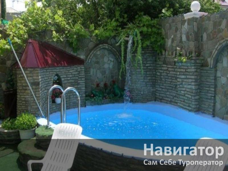 БЕЛЫЙ ЗАМОК - гостевой дом в Геленджик (Толстый мыс)