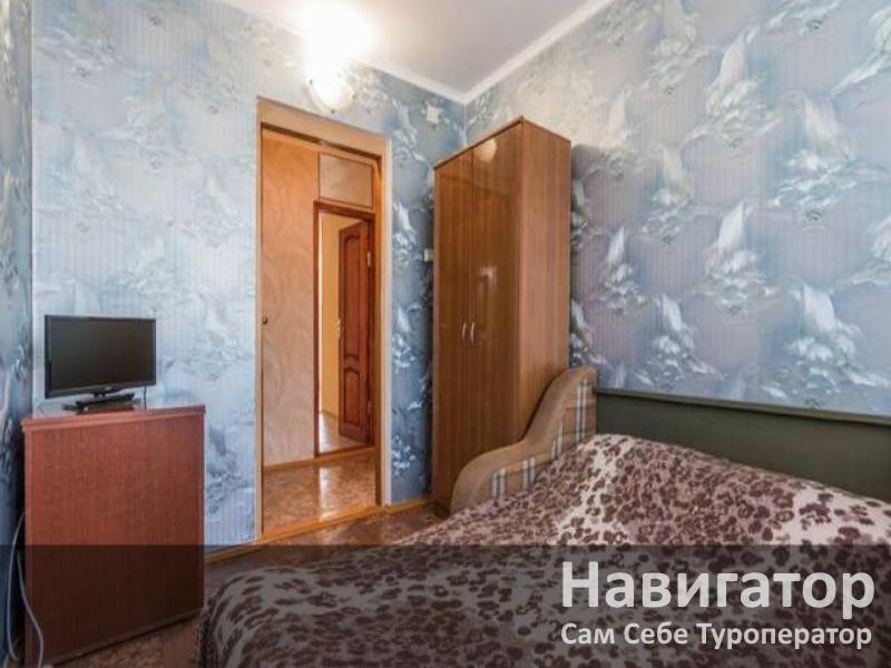 ЛЮДМИЛА - гостевой дом в Геленджик (Толстый мыс) ЛЮДМИЛА - гостевой дом в Геленджик (Толстый мыс)