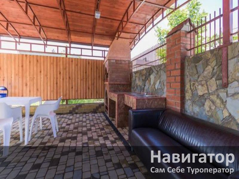 ЛЮДМИЛА - гостевой дом в Геленджик (Толстый мыс) ЛЮДМИЛА - гостевой дом в Геленджик (Толстый мыс)