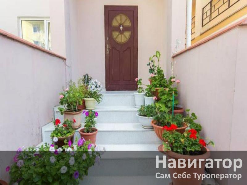 ЛЮДМИЛА - гостевой дом в Геленджик (Тонкий мыс) ЛЮДМИЛА - гостевой дом в Геленджик (Тонкий мыс)