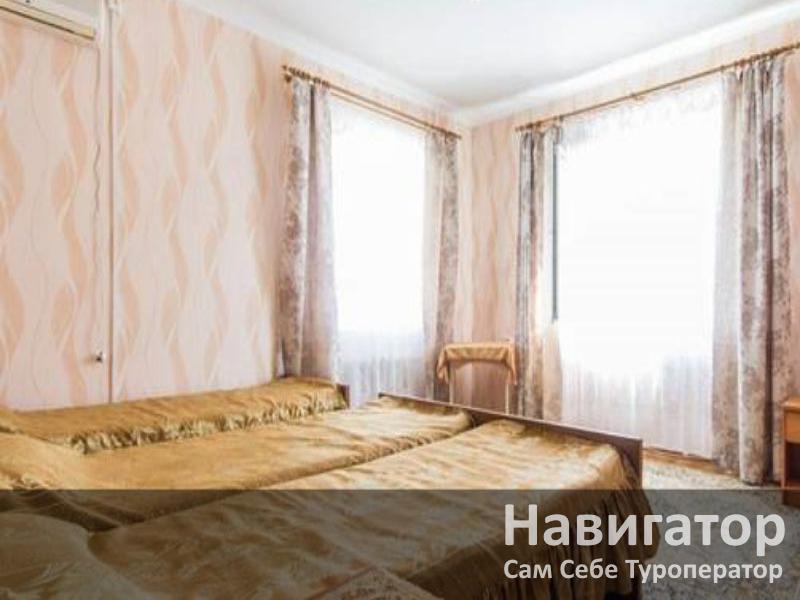 ЛЮДМИЛА - гостевой дом в Геленджик (Тонкий мыс) ЛЮДМИЛА - гостевой дом в Геленджик (Тонкий мыс)
