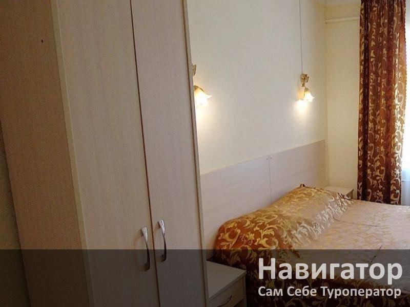 У НАДИИ - гостевой дом в Геленджик (Тонкий мыс) У НАДИИ - гостевой дом в Геленджик (Тонкий мыс)