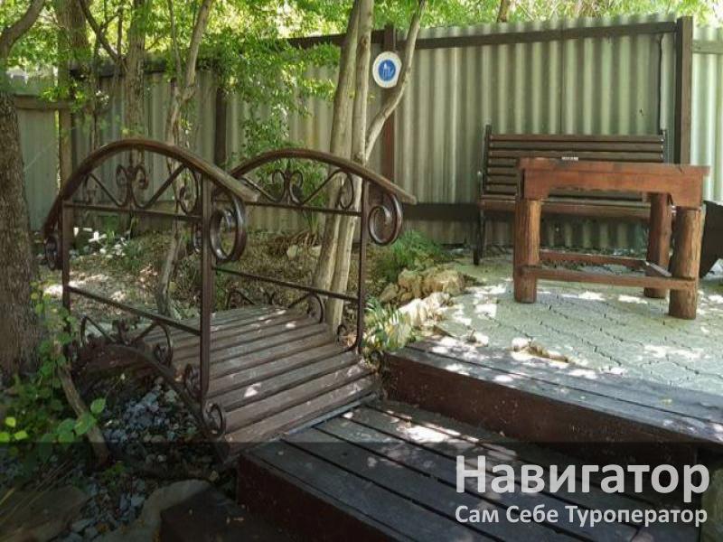 АЛЬБАТРОС - гостевой дом в Геленджик (Тонкий мыс) АЛЬБАТРОС - гостевой дом в Геленджик (Тонкий мыс)