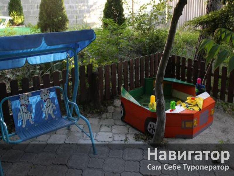 АЛЬБАТРОС - гостевой дом в Геленджик (Тонкий мыс) АЛЬБАТРОС - гостевой дом в Геленджик (Тонкий мыс)