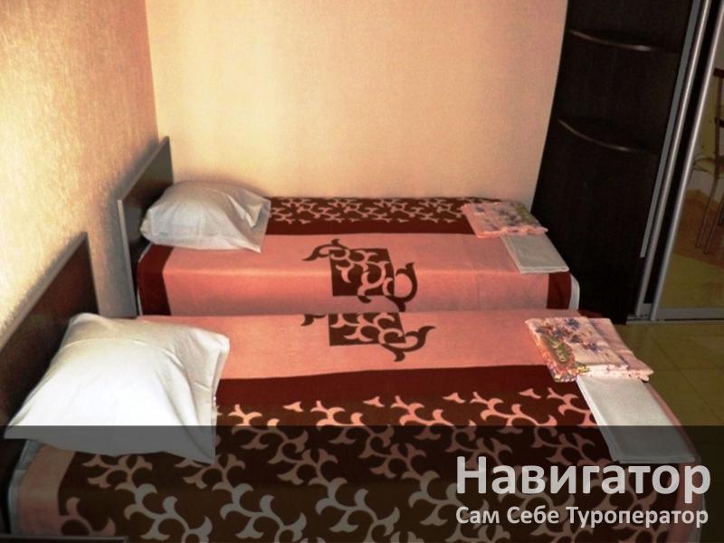 ЛЮДМИЛА - гостевой дом в Геленджик центр