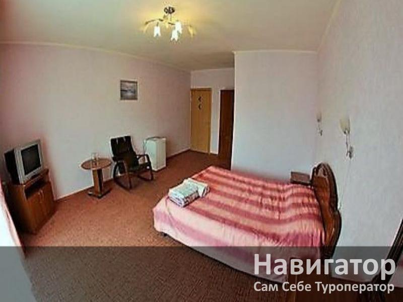 ЗЛАТО - гостевой дом в Геленджик (Тонкий мыс) ЗЛАТО - гостевой дом в Геленджик (Тонкий мыс)