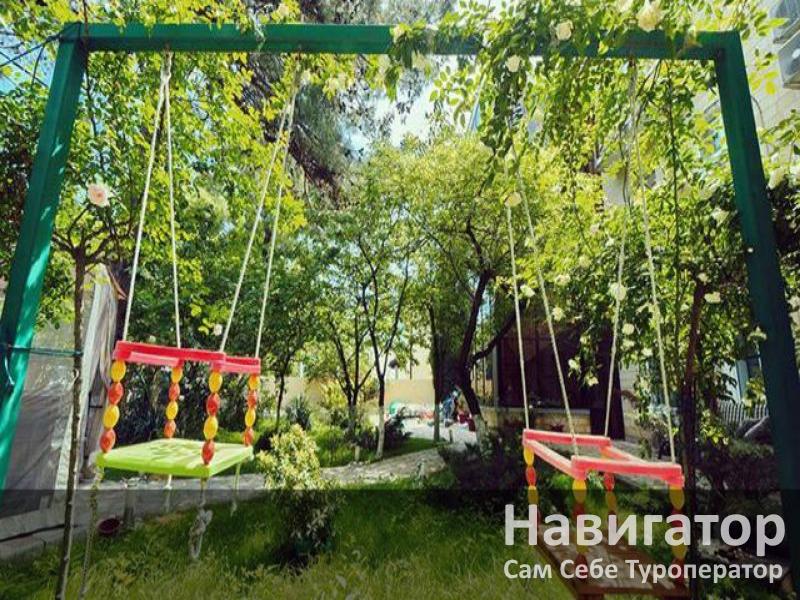 ЛЕНТЯЙ - гостевой дом в Геленджик (Тонкий мыс) ЛЕНТЯЙ - гостевой дом в Геленджик (Тонкий мыс)