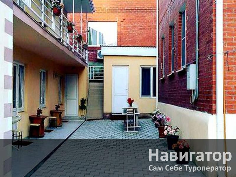 ФЛОРА - гостевой дом в Геленджик (Тонкий мыс) ФЛОРА - гостевой дом в Геленджик (Тонкий мыс)