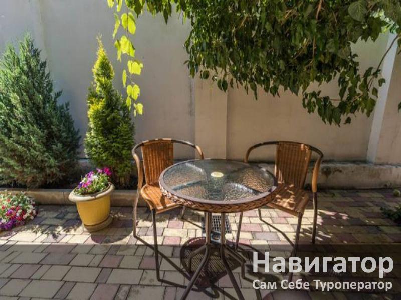 ЯНТАРЬ - гостевой дом в Геленджик (Толстый мыс) ЯНТАРЬ - гостевой дом в Геленджик (Толстый мыс)