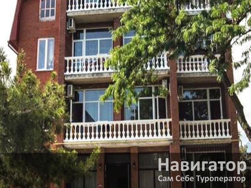РОМАН - гостевой дом в Геленджик (Толстый мыс) РОМАН - гостевой дом в Геленджик (Толстый мыс)