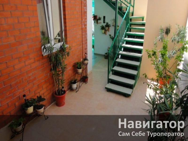 ВИКТОРИЯ - гостевой дом в Геленджик (Толстый мыс)
