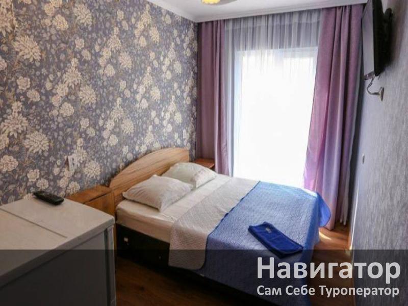 У НИКОЛАЕВНЫ - гостевой дом в Геленджик У НИКОЛАЕВНЫ - гостевой дом в Геленджик
