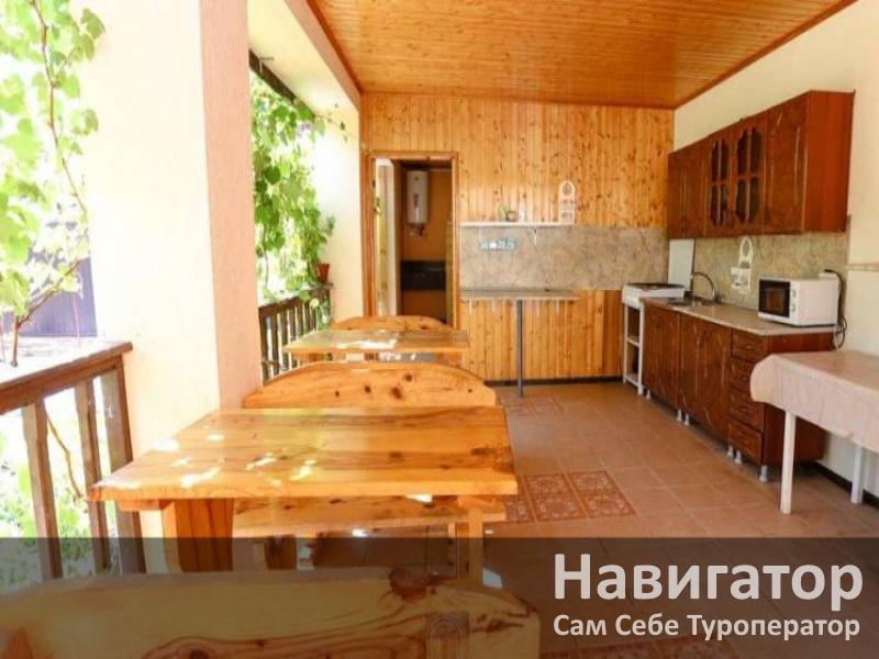 У НИКОЛАЕВНЫ - гостевой дом в Геленджик У НИКОЛАЕВНЫ - гостевой дом в Геленджик