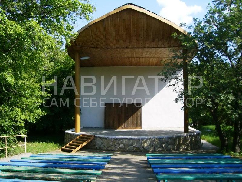 АЛЬБАТРОС - детский оздоровительный лагерь в Кабардинка АЛЬБАТРОС - детский оздоровительный лагерь в Кабардинка
