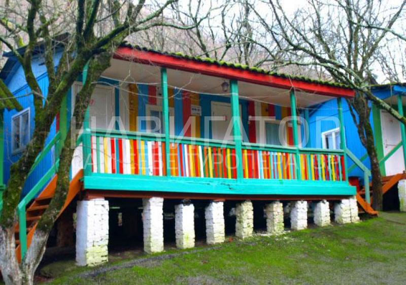 ЯНТАРЬ - база отдыха в Архипо-Осиповка ЯНТАРЬ - база отдыха в Архипо-Осиповка
