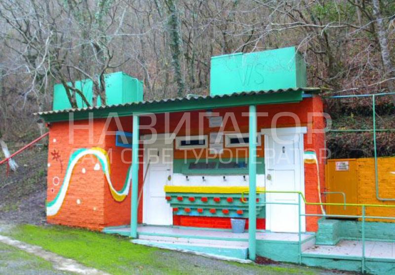 ЯНТАРЬ - база отдыха в Архипо-Осиповка ЯНТАРЬ - база отдыха в Архипо-Осиповка