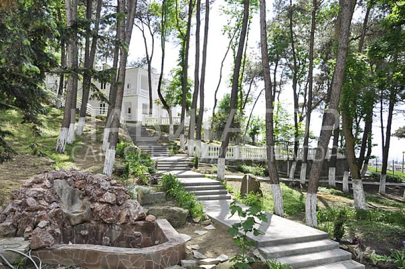 ДЖАНХОТ - пансионат в Курортные поселки Геленджика ДЖАНХОТ - пансионат в Курортные поселки Геленджика