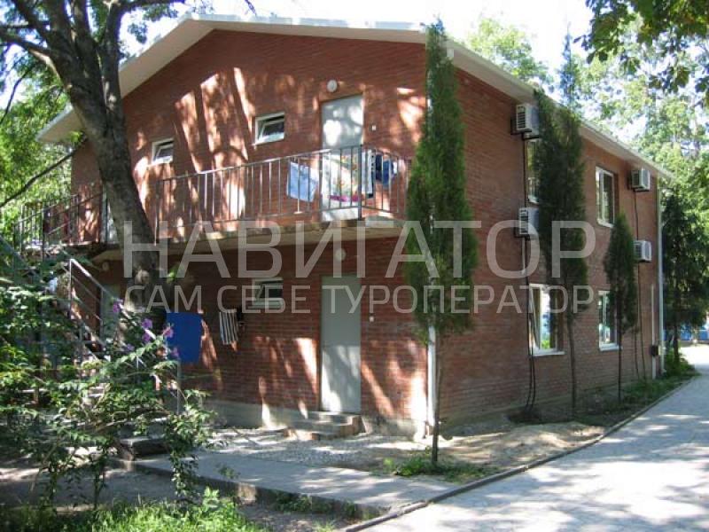 ЗОЛОТАЯ ЛОЗА - база отдыха в Курортные поселки Геленджика