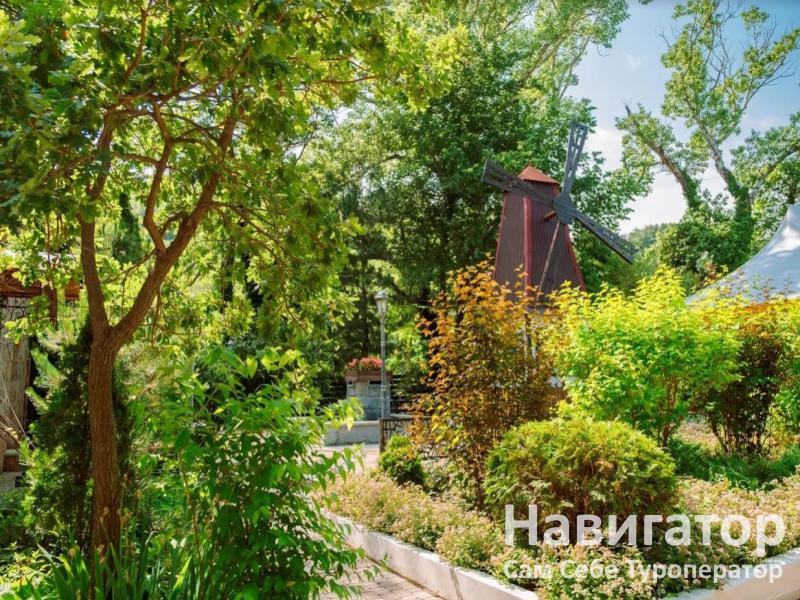 ЛЕСНАЯ СКАЗКА - база отдыха в Широкая балка