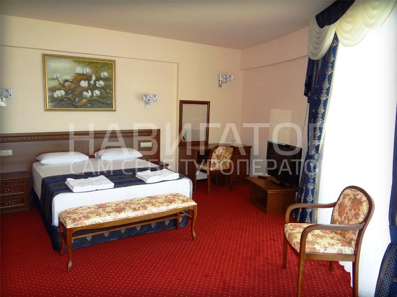ЛАЗУРЬ Beach Hotel**** - отель в Адлер ЛАЗУРЬ Beach Hotel**** - отель в Адлер