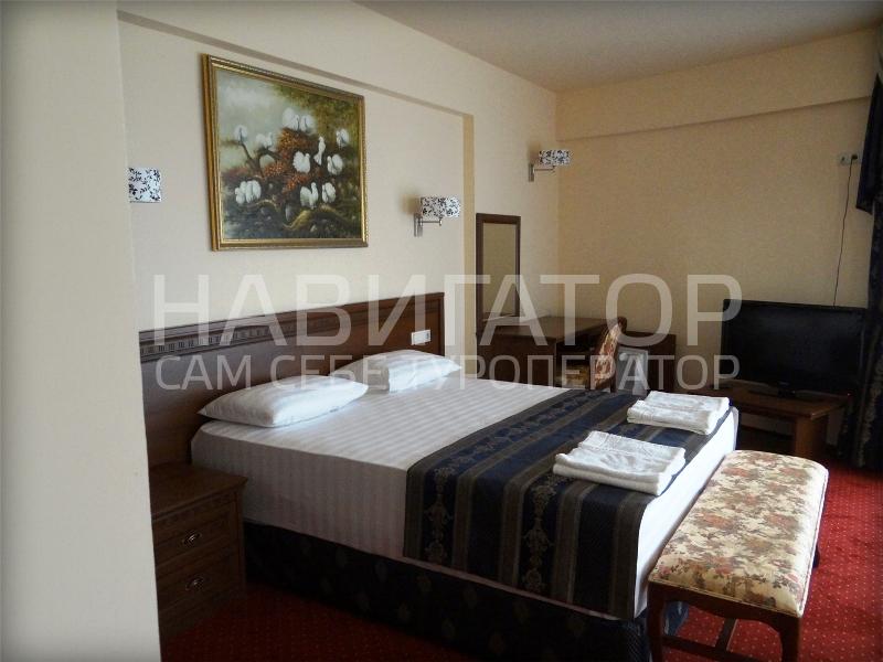 ЛАЗУРЬ Beach Hotel**** - отель в Адлер ЛАЗУРЬ Beach Hotel**** - отель в Адлер