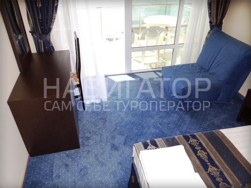 ЛАЗУРЬ Beach Hotel**** - отель в Адлер