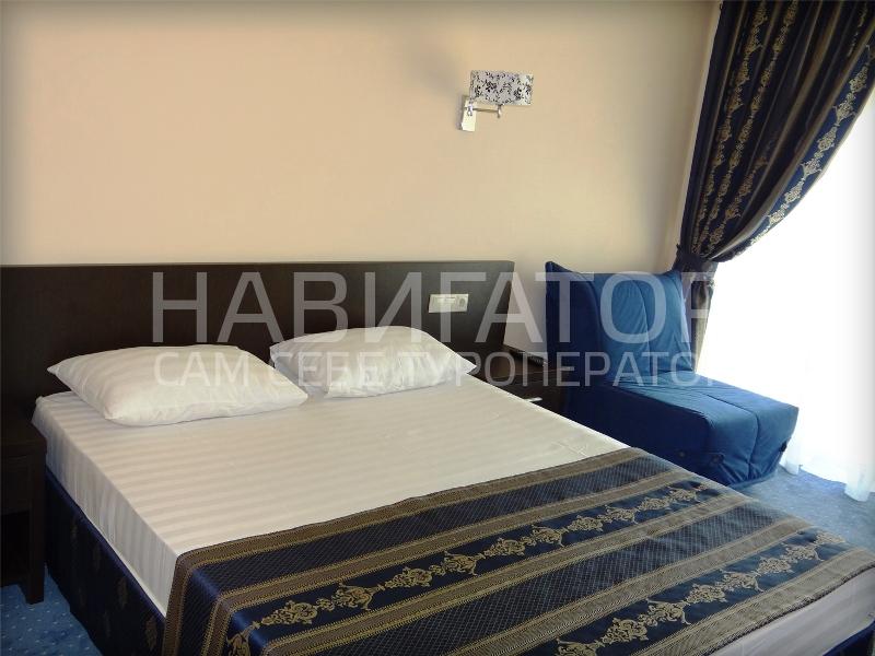 ЛАЗУРЬ Beach Hotel**** - отель в Адлер ЛАЗУРЬ Beach Hotel**** - отель в Адлер