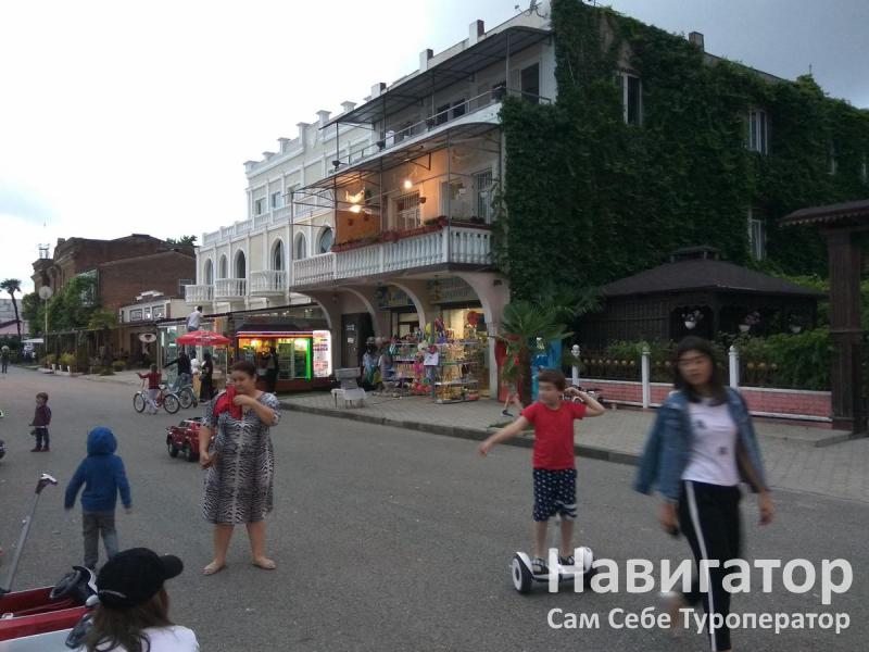 БЕЛЫЙ ПАРУС - гостиница в Сухум БЕЛЫЙ ПАРУС - гостиница в Сухум