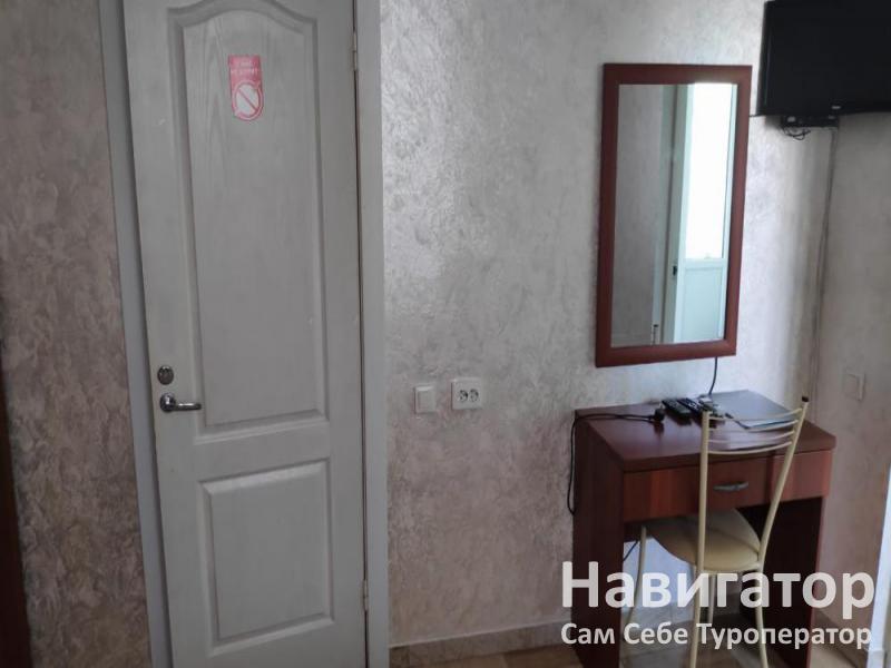 ЗЕЛЕНЫЙ ПОПУГАЙ - отель в Адлер ЗЕЛЕНЫЙ ПОПУГАЙ - отель в Адлер