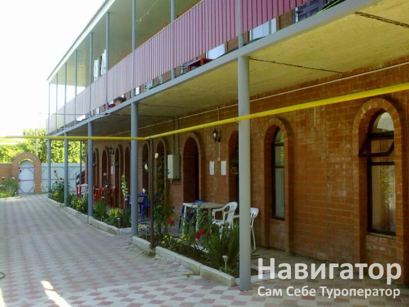 БРИЗ - пансионат в Кучугуры БРИЗ - пансионат в Кучугуры
