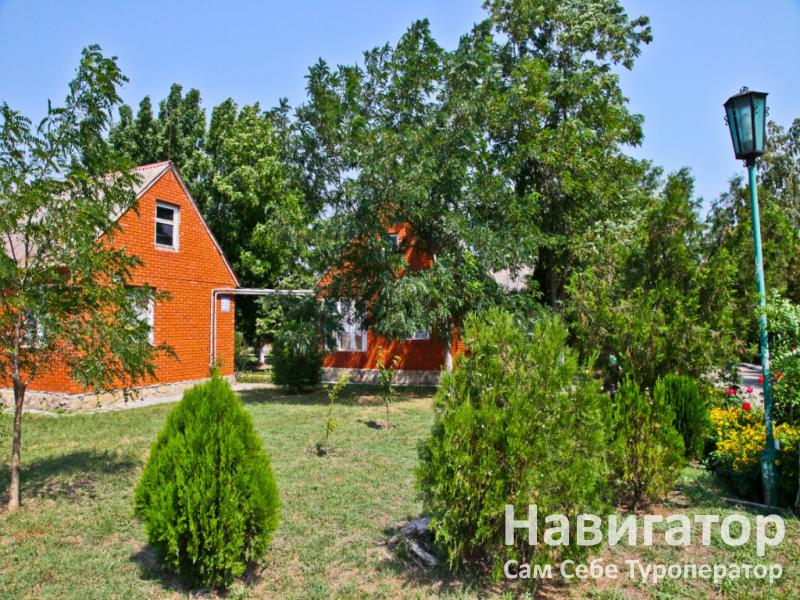 ЛАДА - пансионат в Голубицкая ЛАДА - пансионат в Голубицкая