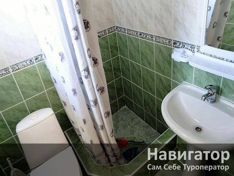 ЯБЛОКО - гостевой дом в Геленджик (Тонкий мыс) ЯБЛОКО - гостевой дом в Геленджик (Тонкий мыс)
