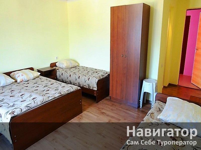 ЯБЛОКО - гостевой дом в Геленджик (Тонкий мыс) ЯБЛОКО - гостевой дом в Геленджик (Тонкий мыс)