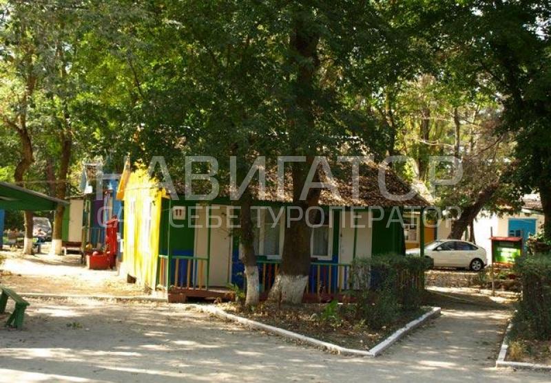 3325 - база отдыха в Дивноморское