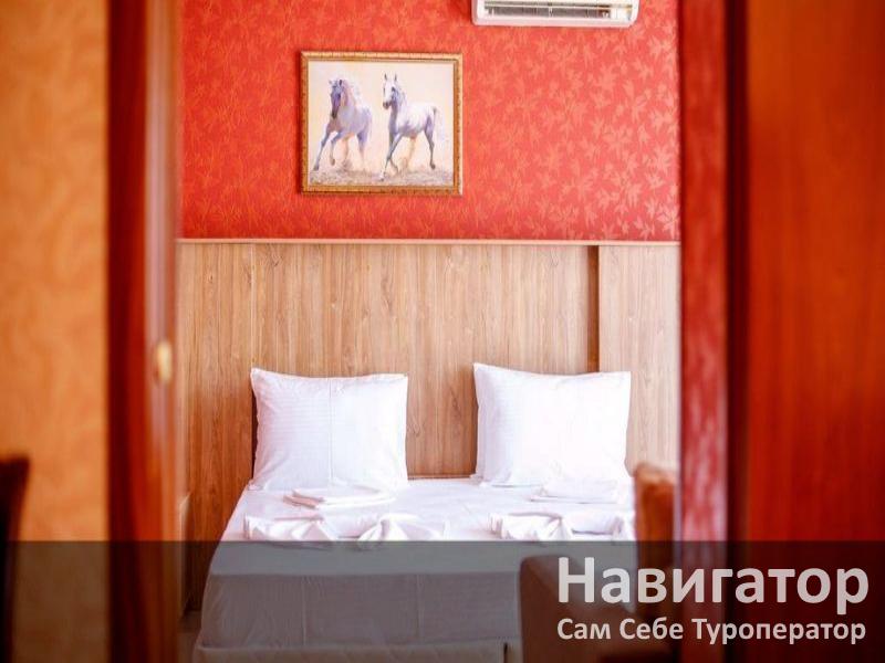ВЕРСАЛЬ - отель 3* в Геленджик центр ВЕРСАЛЬ - отель 3* в Геленджик центр