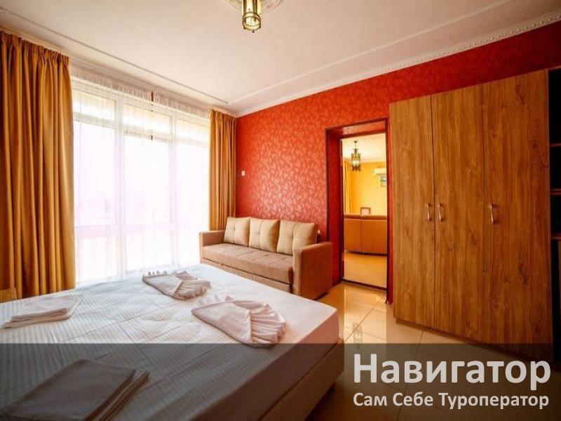 ВЕРСАЛЬ - отель 3* в Геленджик центр