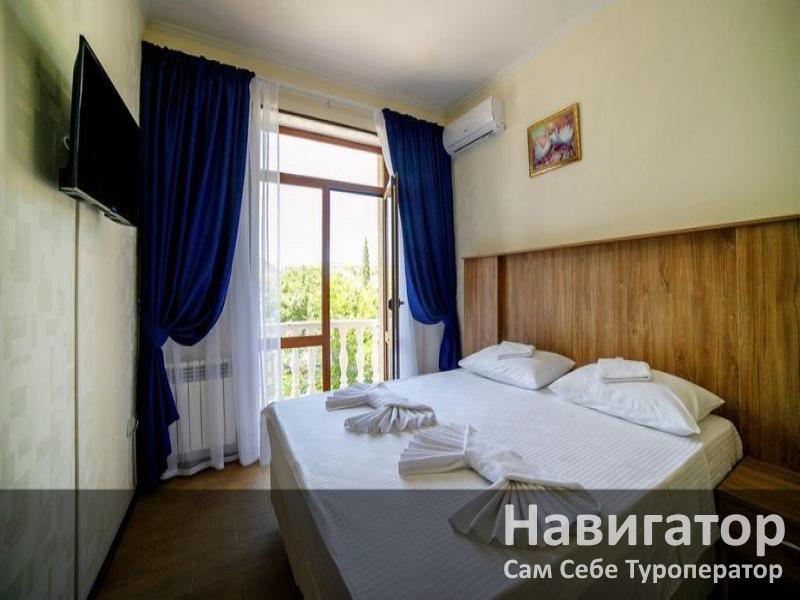 ВЕРСАЛЬ - отель 3* в Геленджик центр ВЕРСАЛЬ - отель 3* в Геленджик центр