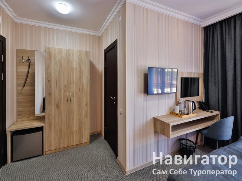ВЕРСАЛЬ - отель 3* в Геленджик центр ВЕРСАЛЬ - отель 3* в Геленджик центр